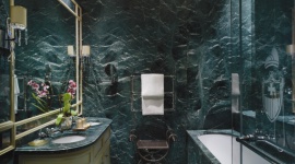 Luksusowa kąpiel w Hotelu Gritti Palace w Wenecji BIZNES, Nieruchomości - Wanny ze szlachetnej stali emaliowanej Kaldewei zapewniają niezrównany komfort w hotelowych łazienkach