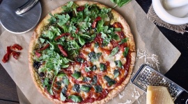 Pizza – ulubione danie Polaków? Przygotuj je w swojej kuchni! LIFESTYLE, Dom - pizza, ulubione danie Polaków