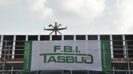 F.B.I. TASBUD S.A. zawiesiła wiechę nad osiedlem Moderna etap 3 BIZNES, Nieruchomości - Na terenie budowy prestiżowego osiedla Moderna etap 3 odbyła się uroczystość zawieszenia wiechy. Generalny Wykonawca, firma F.B.I. TASBUD S.A., realizuje ten nowoczesny projekt na zlecenie Dom Development S.A.