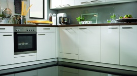 Montaż paneli laminowanych – wskazówki dla początkujących LIFESTYLE, Dom - Istnieje kilka sprawdzonych sposobów na metamorfozę wnętrza bez konieczności wymiany całego wyposażenia.